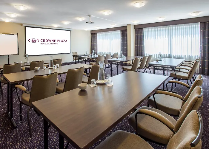 Hoofddorp hotels near De Groene Weelde