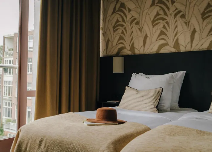 Julianadorp Hotels