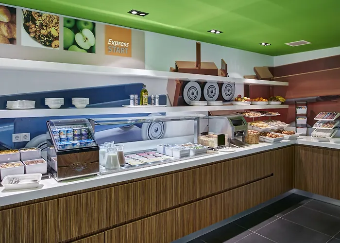 Holiday Inn Express Utrecht - Papendorp By Ihg With a Casino