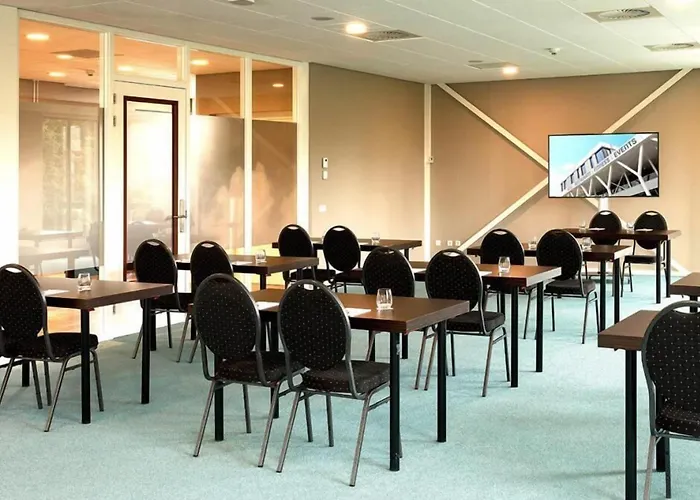Oss Hotels